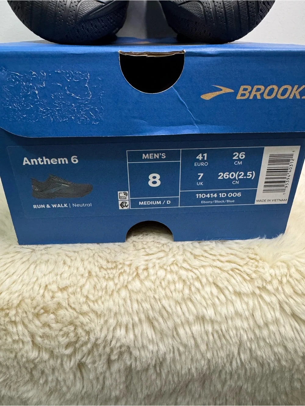 Brooks Men’s Black Running Shoes with Navy Accents